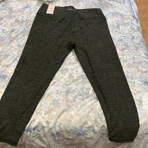 Victoria’s Secret Studio Leggings